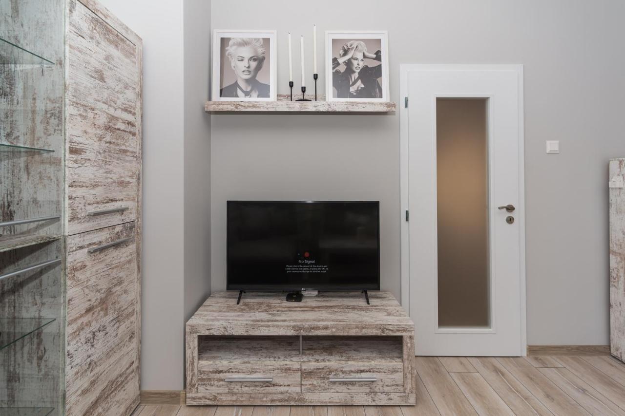 Fashionable 1Bd Flat In The Centre Of Plovdiv Apartman Kültér fotó